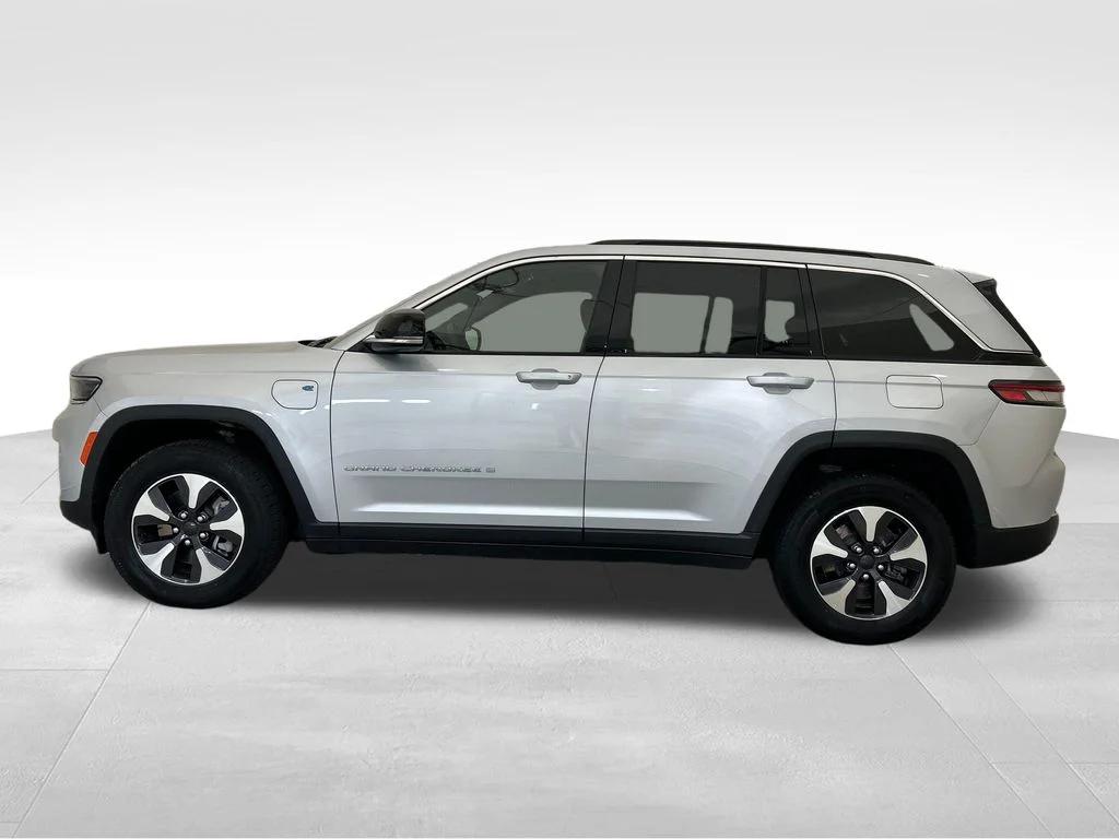 jeep grand cherokee 2024 1C4RJYB66RC116691 image jeep grand cherokee 2024 1C4RJYB66RC116691 image
